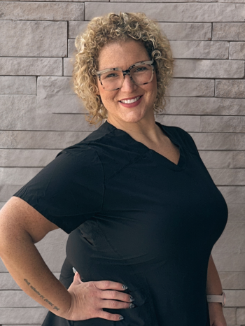 Marcella Ef1 Dental Assistant